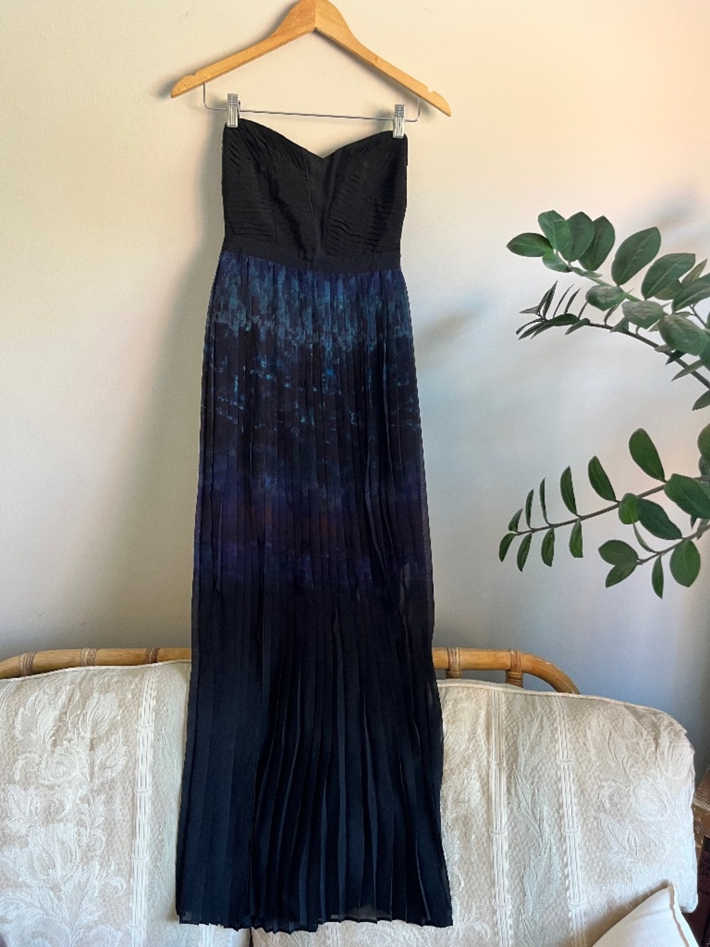 Urban Outfitters Maxi Pleated Strapless Dress - size 0